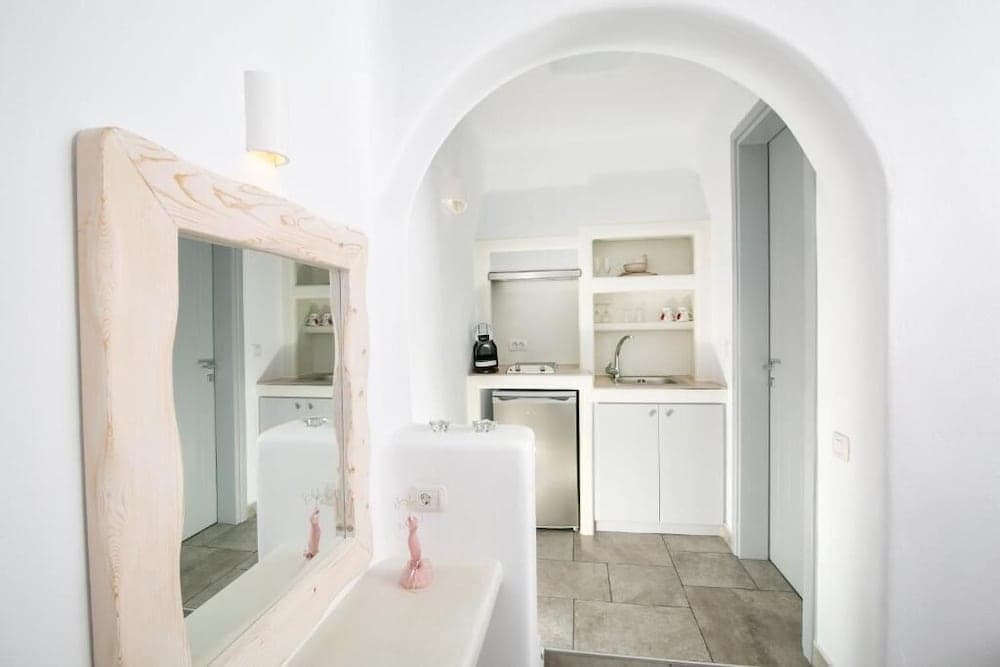 ANEMOESSA VILLA photo 2