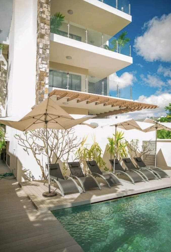 Modern 2-bed Sleeps 4 With Balcony photo 5