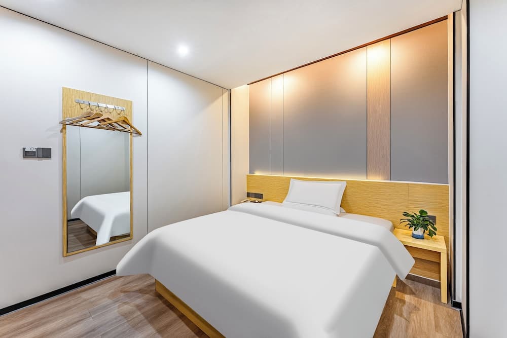 Guangzhou Kaiyue Hotel Luoxi Subway Station Branch - Free Deliver Service to Canton Fair Complex During Canton Fair Period photo 7