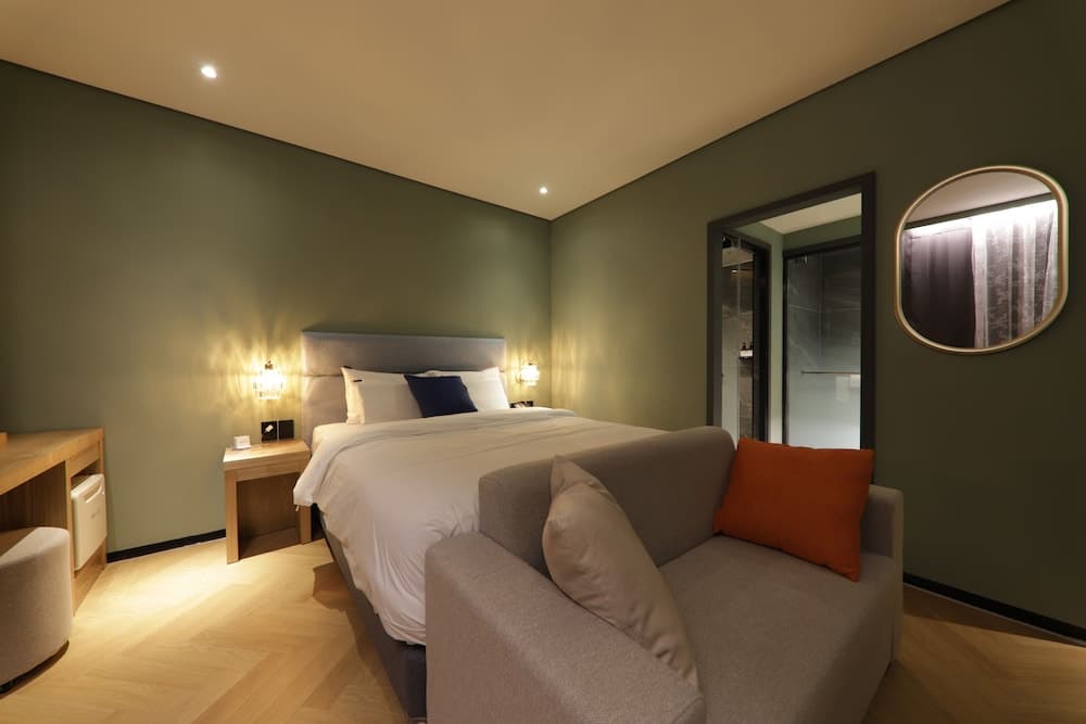 hotel room