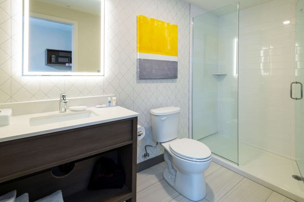 Comfort Inn and Suites photo 9