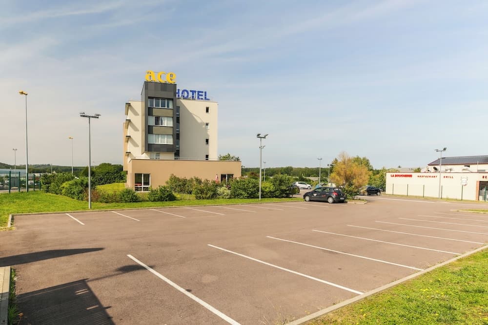 ACE Hôtel Creutzwald St Avold photo 9