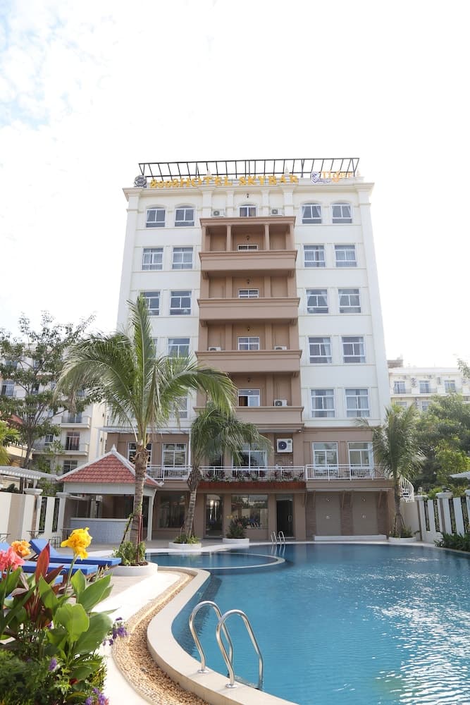 8008 Hotel photo 8