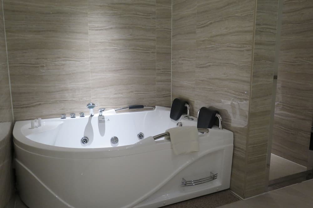 Best Western Plus Hotel Subic photo 4