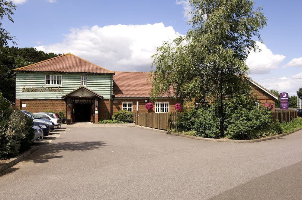 Premier Inn Dover East photo 9