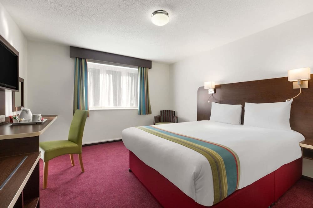 Ramada by Wyndham South Mimms M25 photo 2