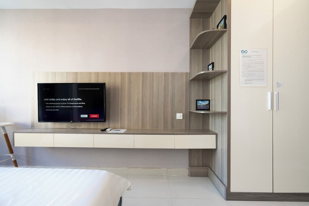 Refined Saigon - Rivergate Apartment photo 6