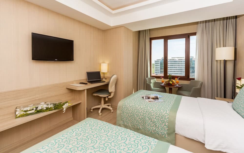 Hotel Golden Way Giyimkent photo 9