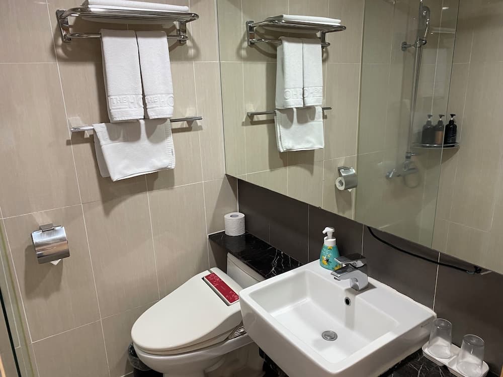 AVA Hotel Jeju Hamdeok photo 8