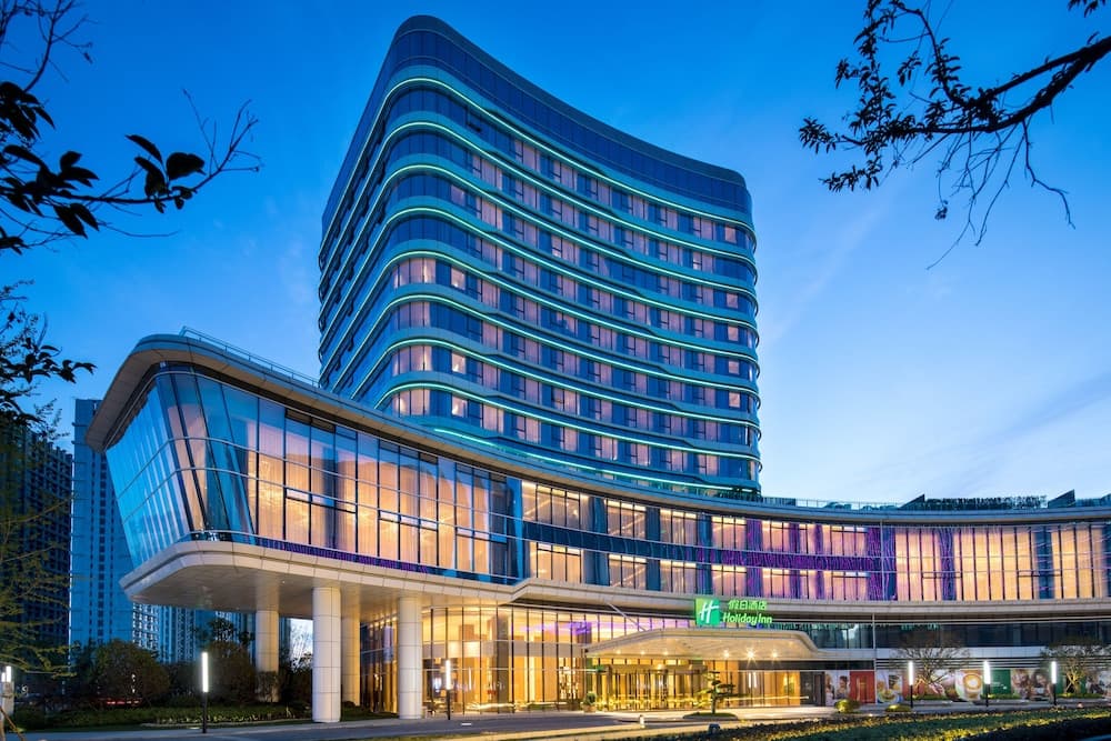Holiday Inn Zhengzhou Riverside by IHG