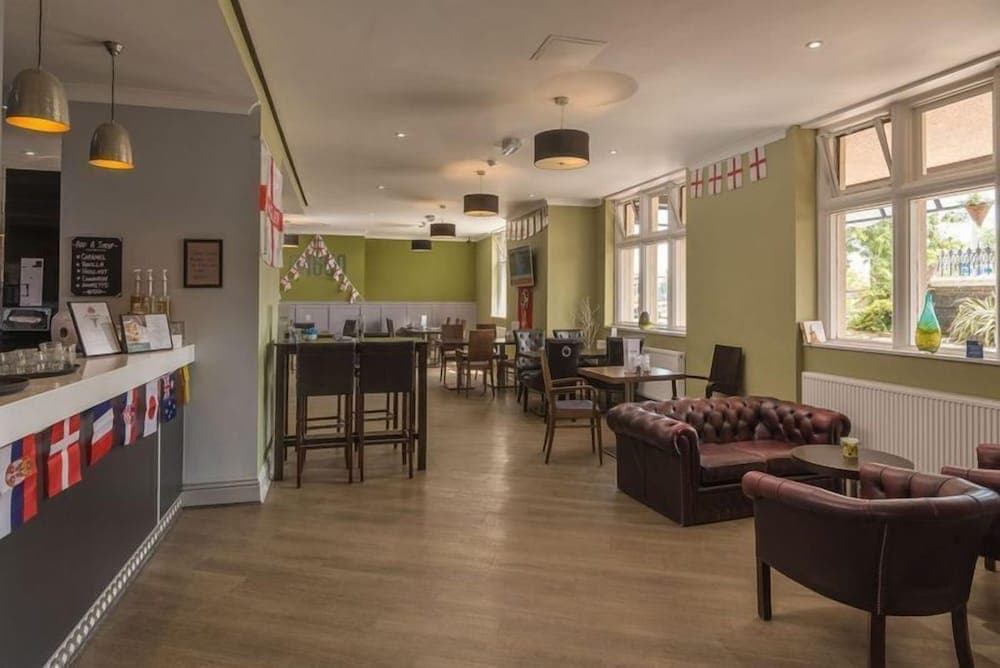 Crewe Arms Hotel photo 7