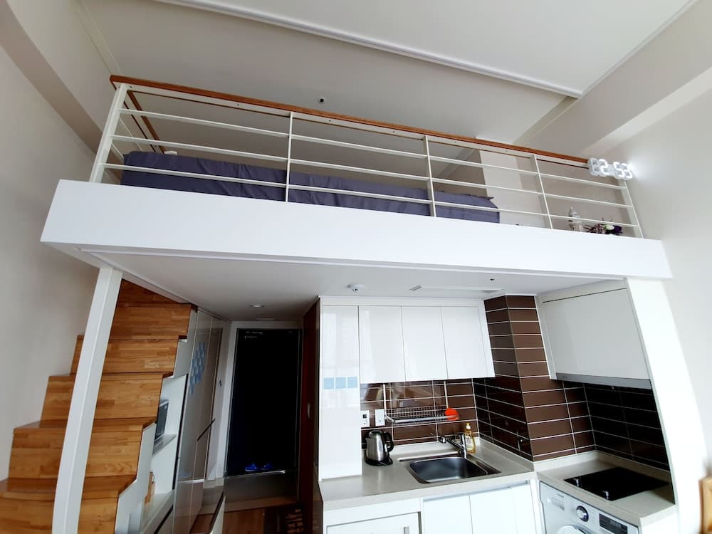 DG HOUSE photo 3