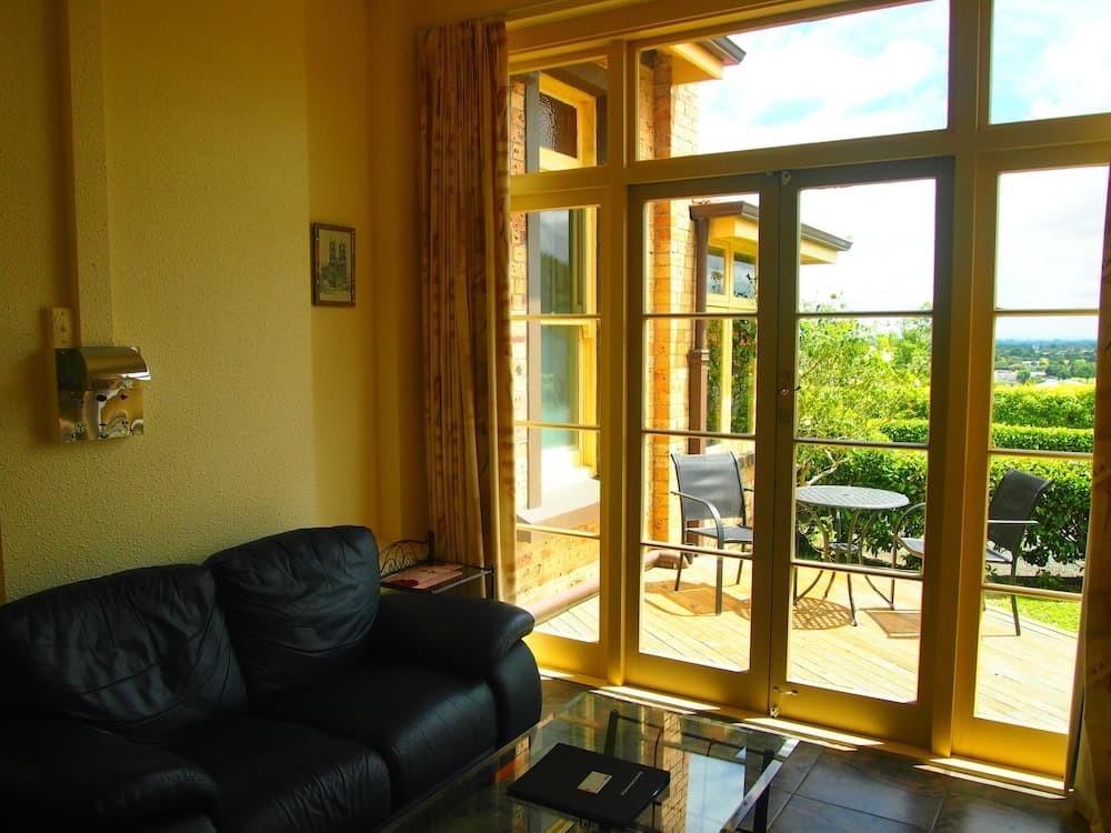 Manor Views photo 6