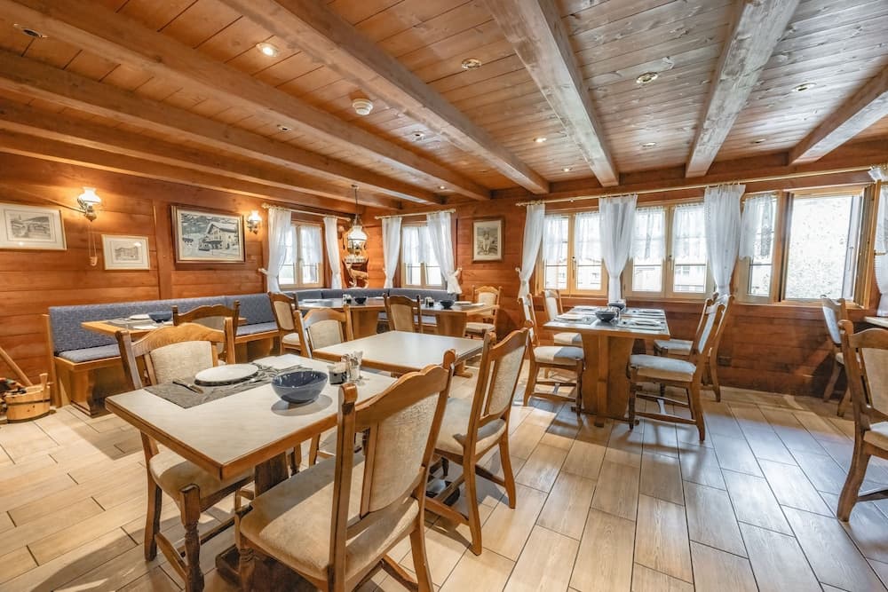 Hotel Alpina photo 8