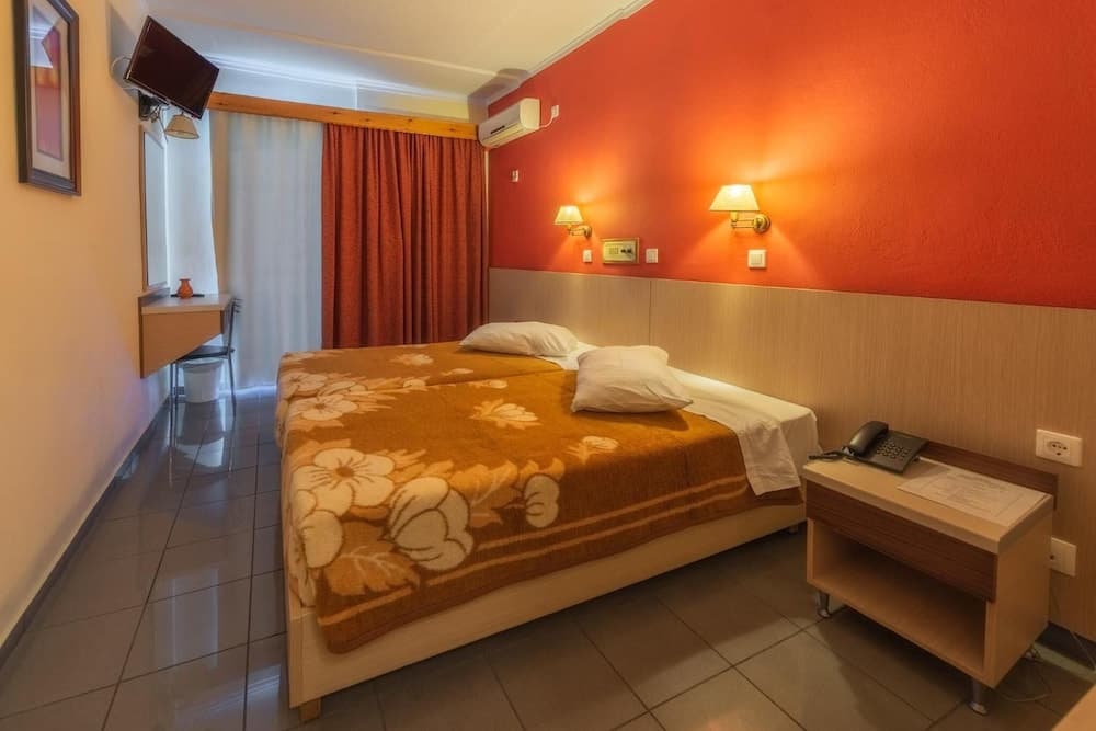 Dimitris Paritsa Hotel photo 6