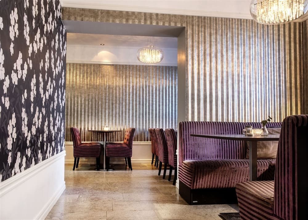 Donners Hotel photo 9