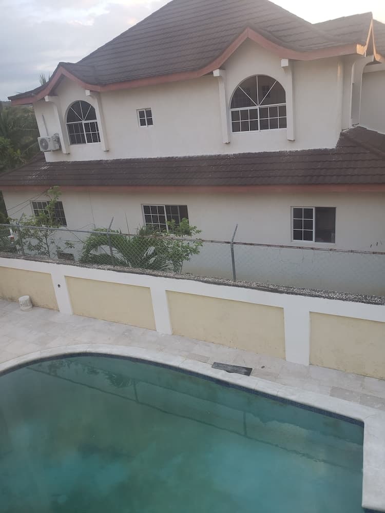 Affordable Rooms at Greensview photo 8