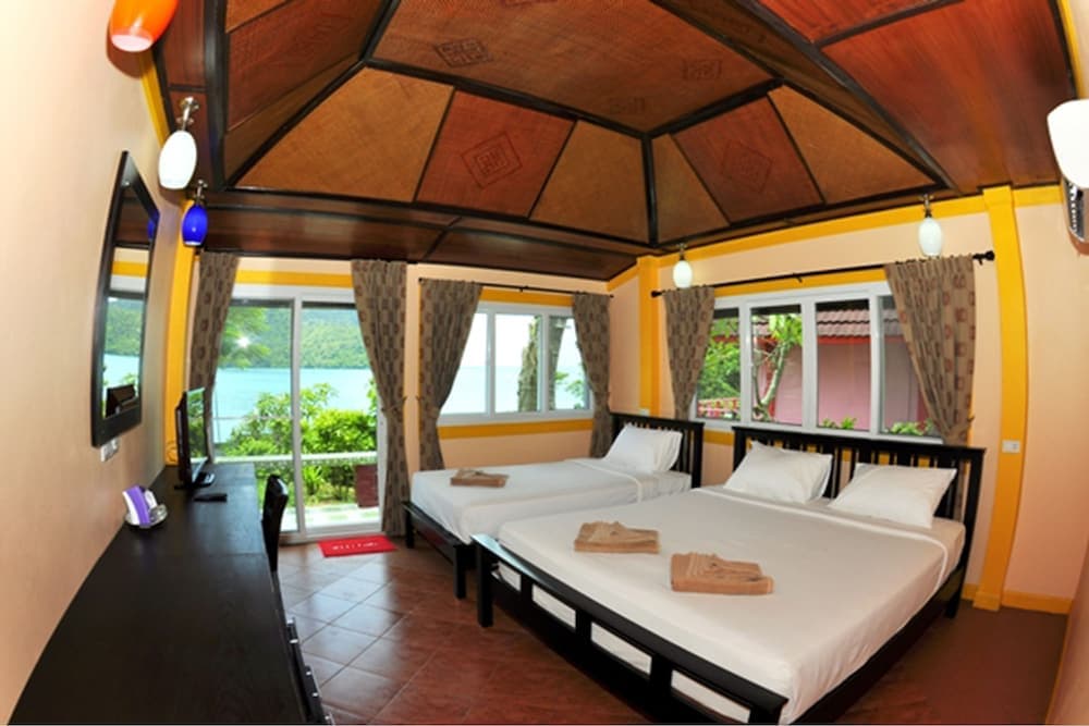Phi Phi View Point Resort photo 2