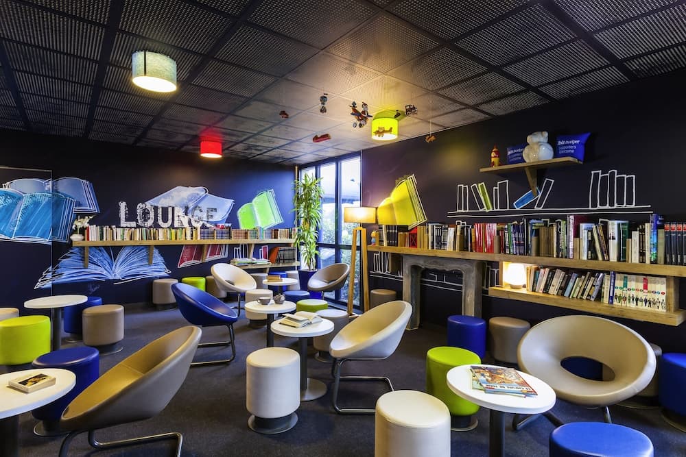 lounge
