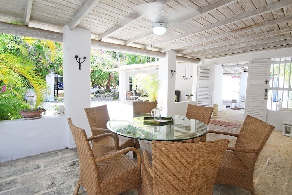 Poolside Paradise Near Beach - Pavilion Villa by Bluescape photo 8