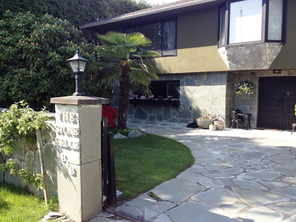 The Stone Hedge B&B photo 6