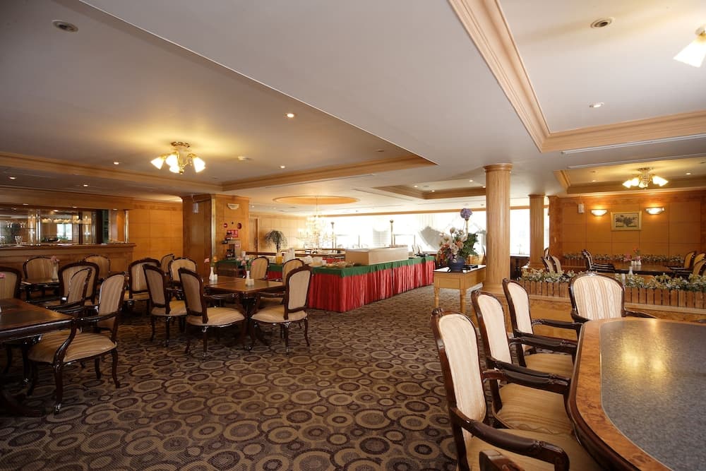 Noble Hotel photo 2
