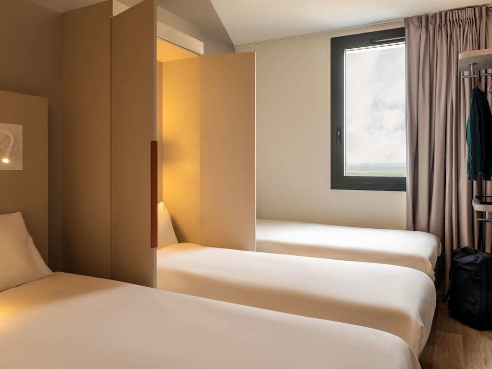 ibis budget Gonesse Le Bourget photo 2