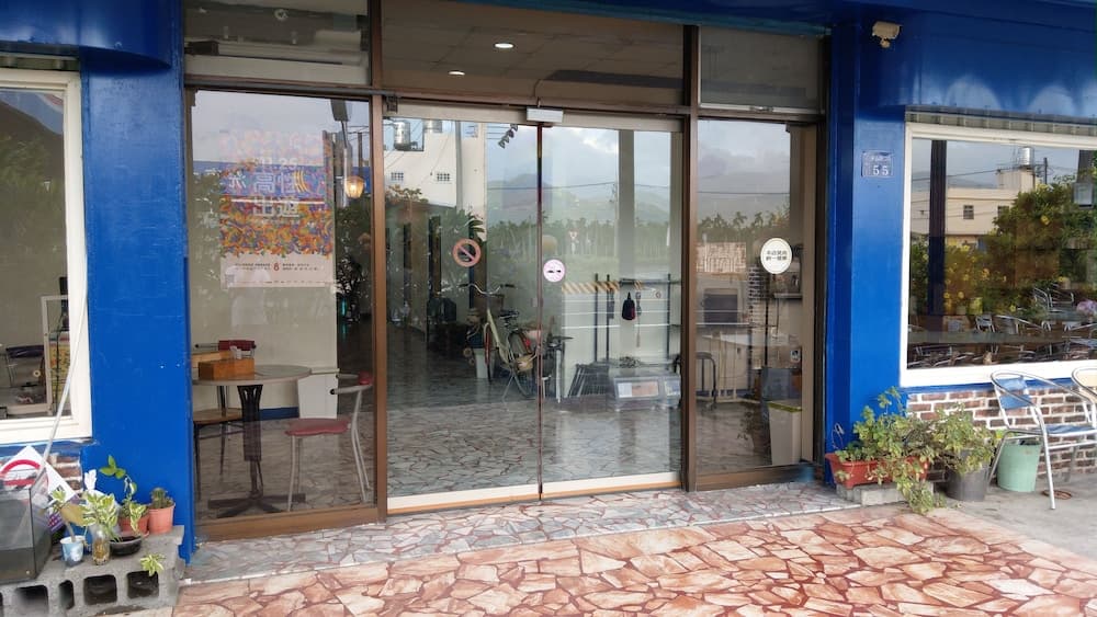 The Lodge for Cyclists - Hostel