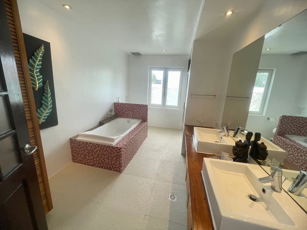 Calypso Beach & Dive Resort photo 3