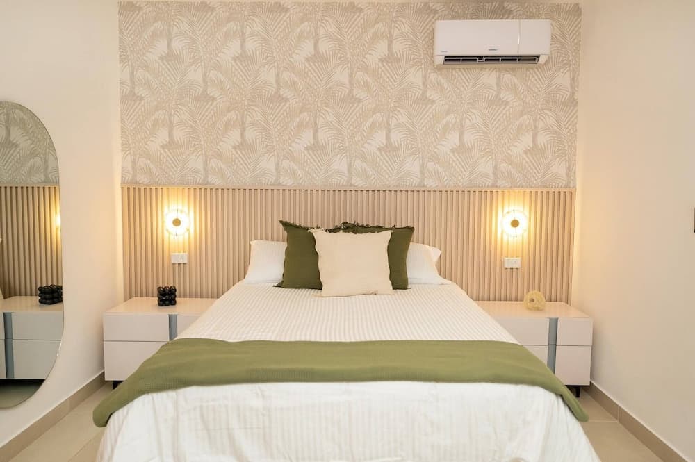 Dream Stay - Pool & Gym - 10min Airport & Homs photo 8