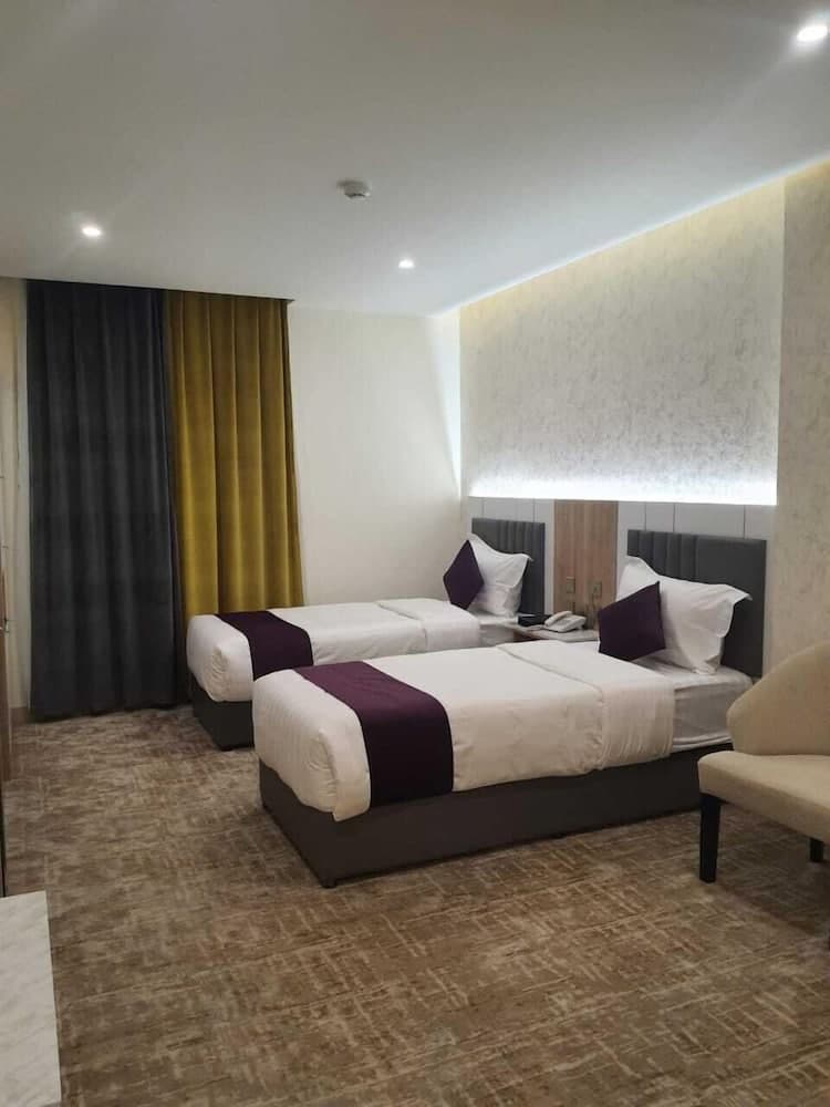 Diamond corners Hotel photo 3