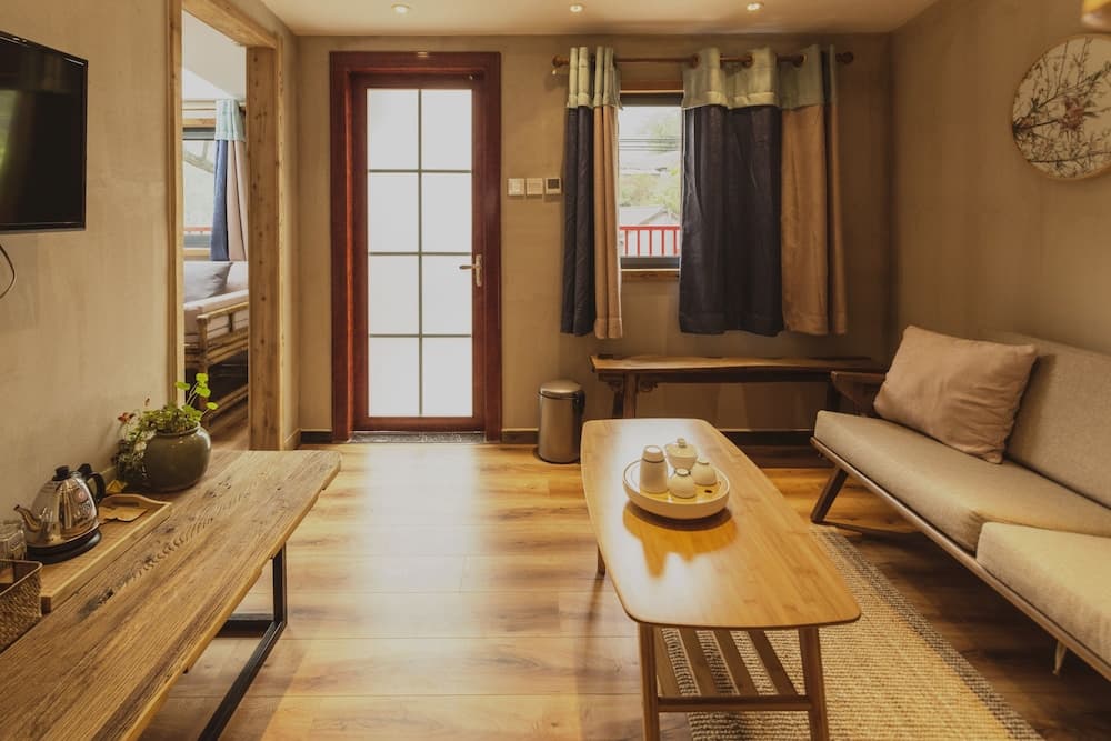Lotus Mountain Boutique Inn photo 2