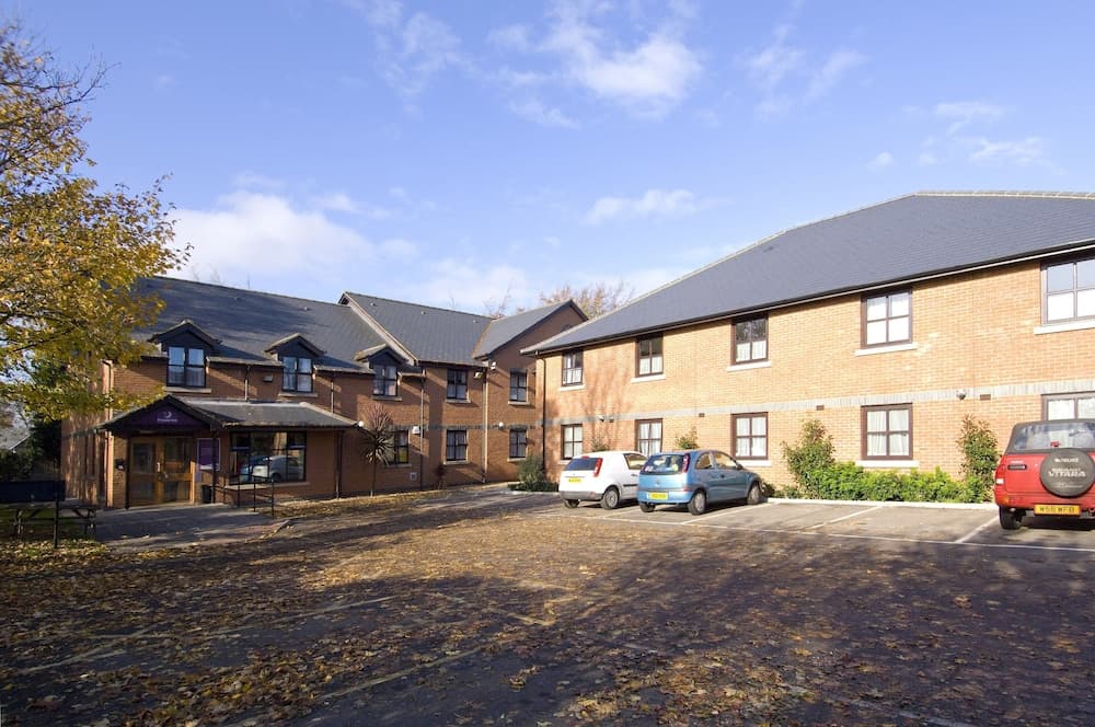 Premier Inn Gravesend Central photo 3