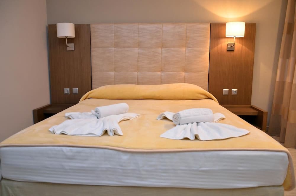 Megas Hotel photo 6