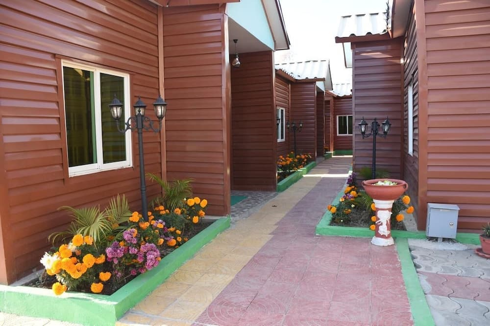 Bojinee Nagarkot Resort photo 8