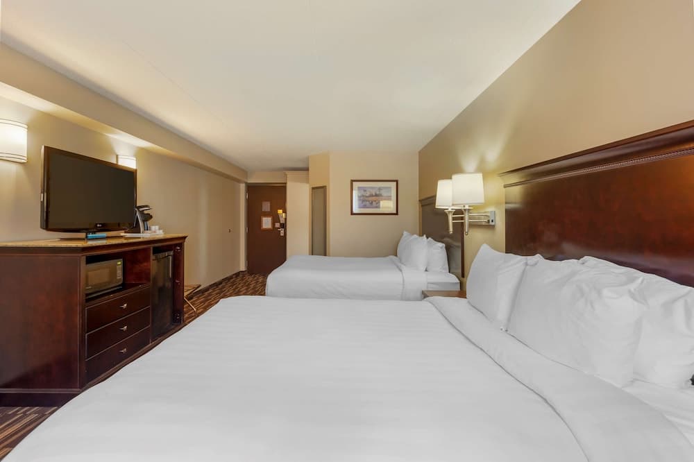 Best Western Plus Orillia Hotel photo 7
