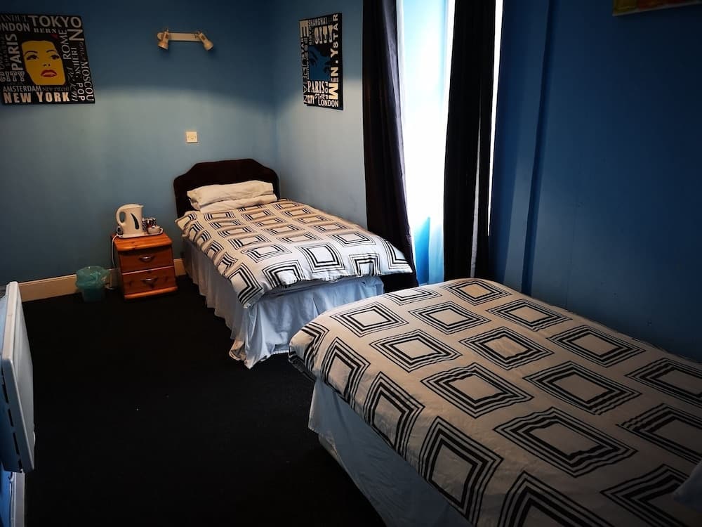 Claredon Hotel photo 2