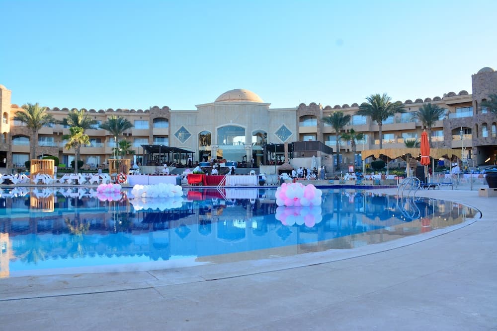 Utopia Beach Club photo 8