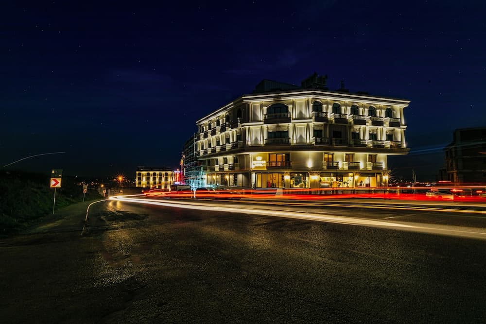 Nenessa Airport Hotel photo 4