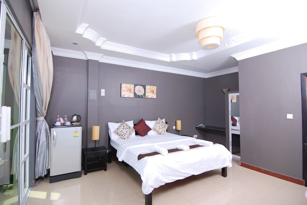 Pillar Hotel photo 8