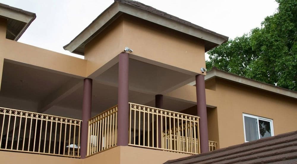 Donway, A Jamaican Style Village
