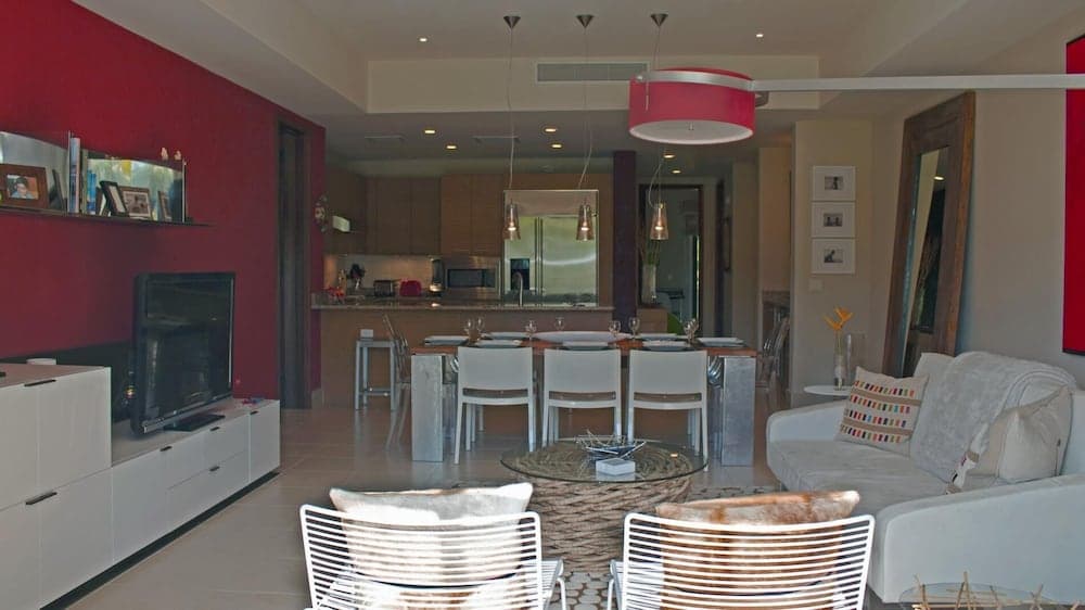 Villa in Red photo 5