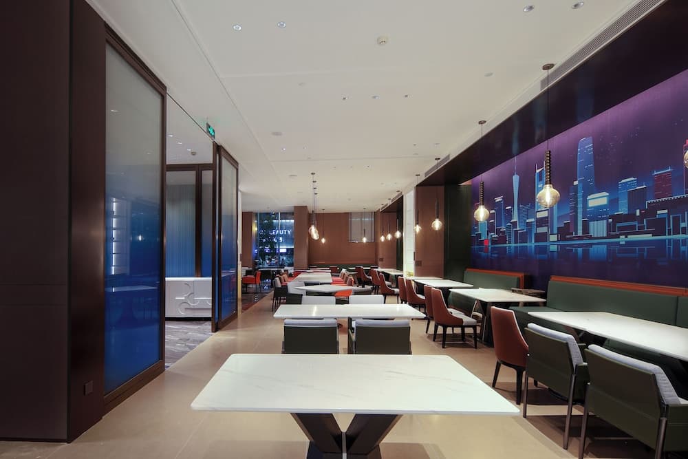 Elegant Hotel Guangzhou Pazhou Exhibition Center International Financial City photo 4