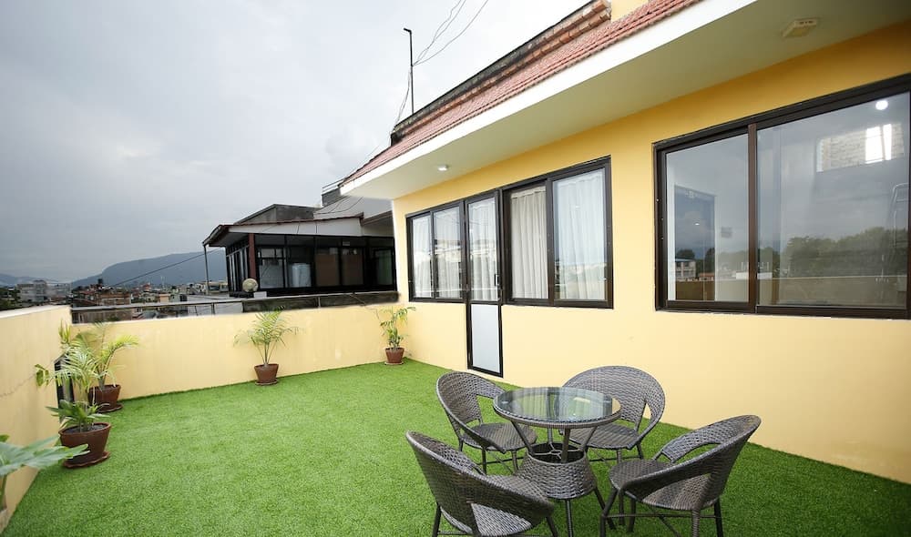 Jhamel Apartments by Casa Deyra photo 5