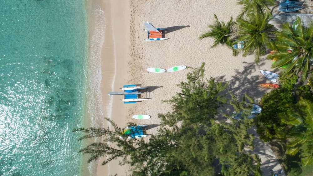 Coral Reef Club photo 3