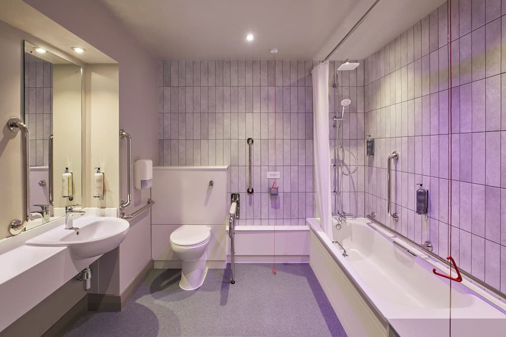 Premier Inn London Waterloo - Lambeth Road photo 4