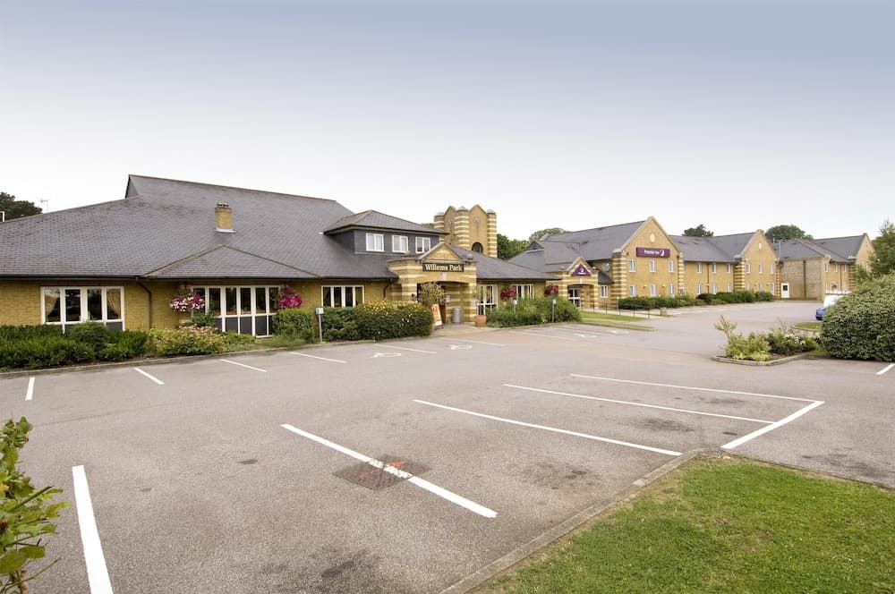 Premier Inn Aldershot photo 9