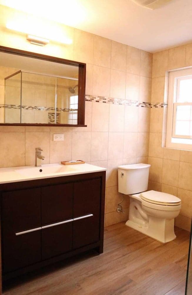 Paraquet Apartments photo 7