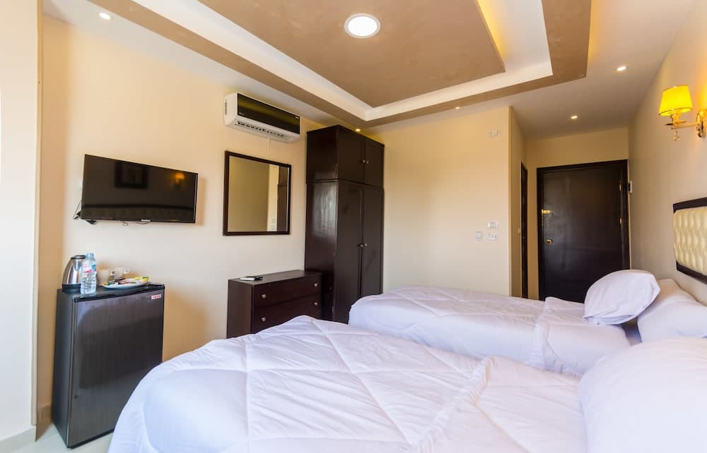 Panorama Pyramids Inn photo 3