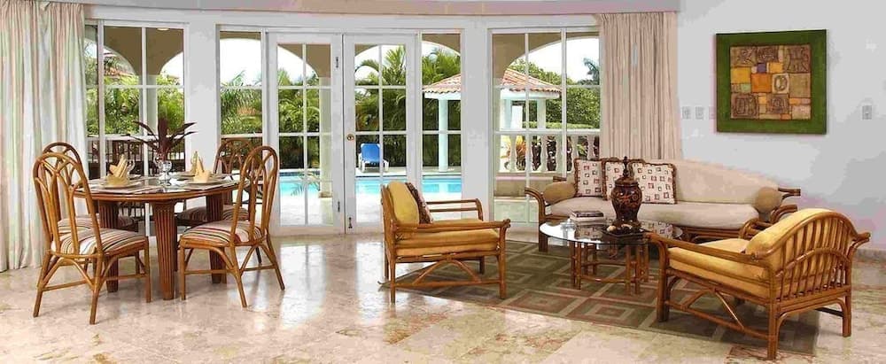 Crown Villas, All-Inclusive photo 3